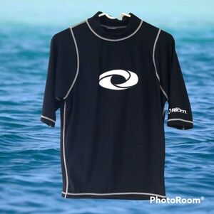 The Realm mens rashguard black/white swim surf shirt.